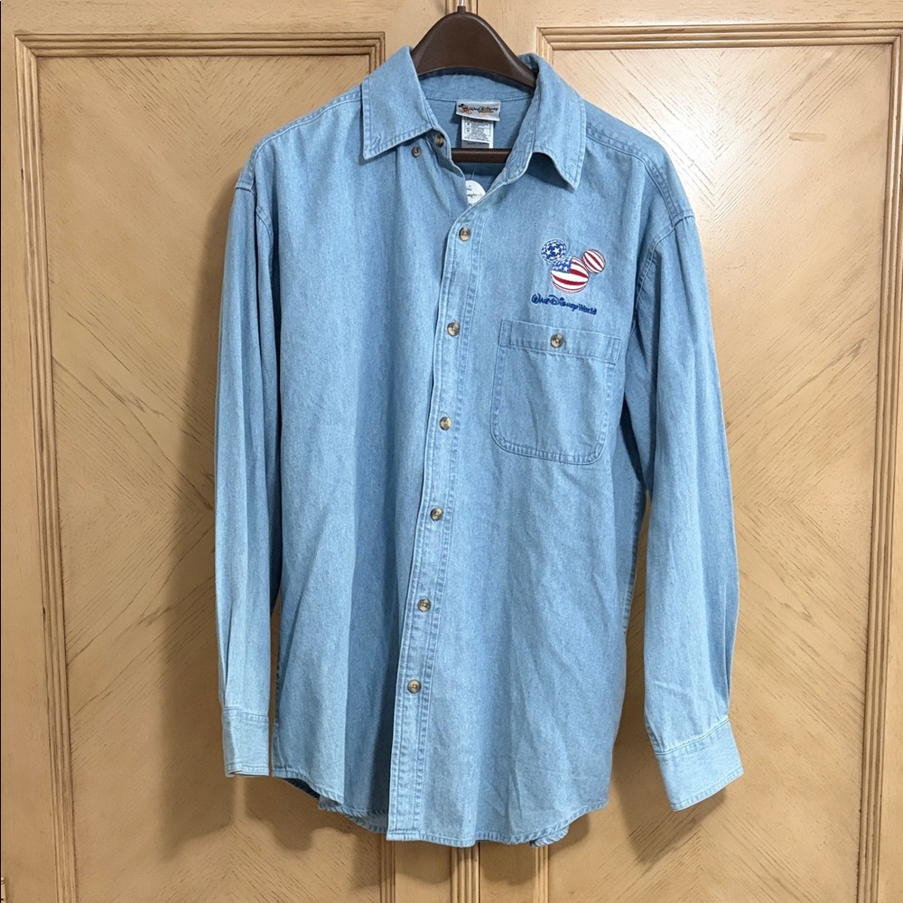 Walt Disney World  Light Blue Men's Casual Button Down Shirt - M - NWT